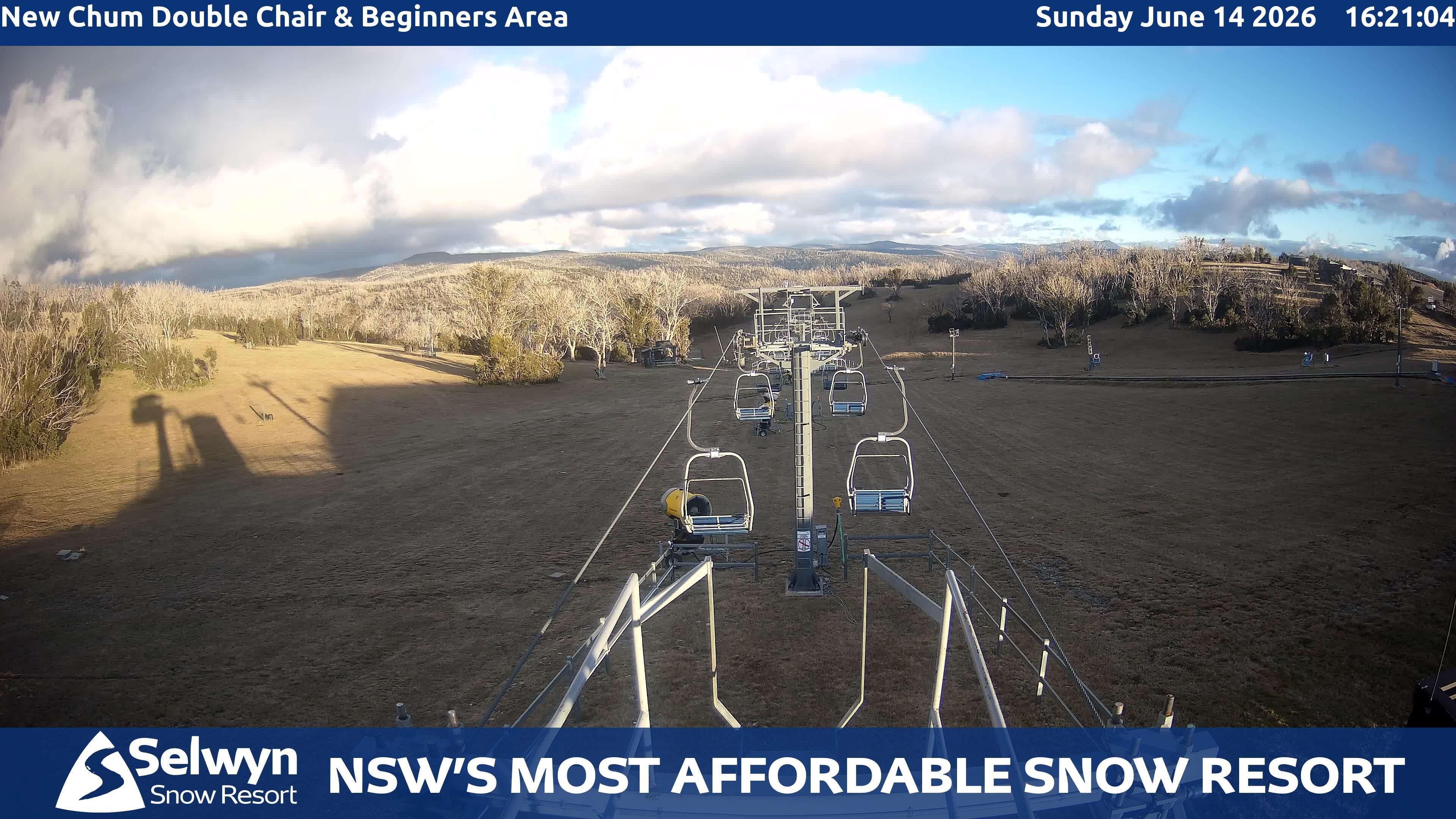 Selwyn Snow Resort New Chum Double Chair and Beginners Area snow cam captured at 14 June 2026, 6:23 am