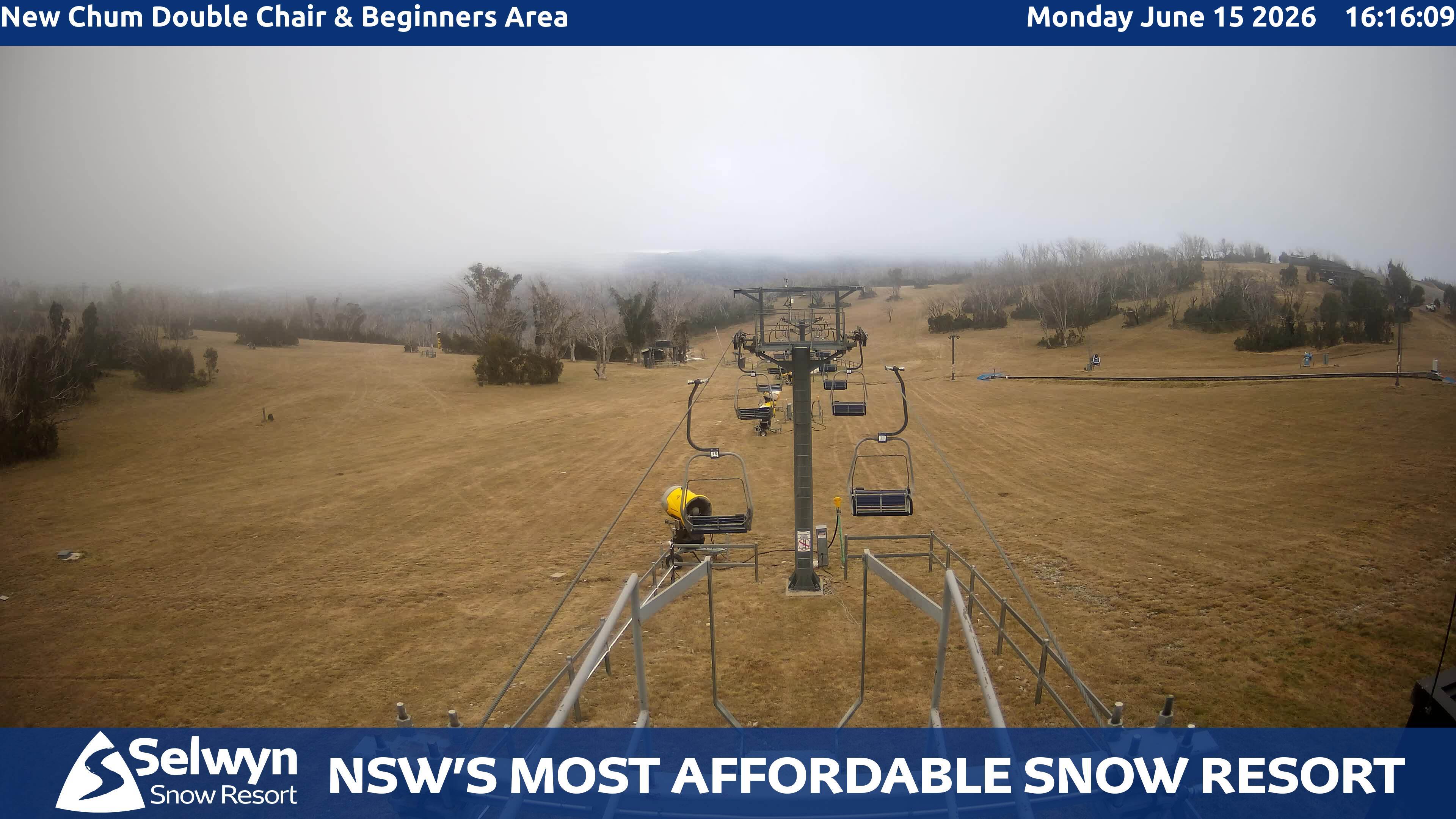 Selwyn Snow Resort New Chum Double Chair and Beginners Area snow cam captured at 15 June 2026, 6:17 am