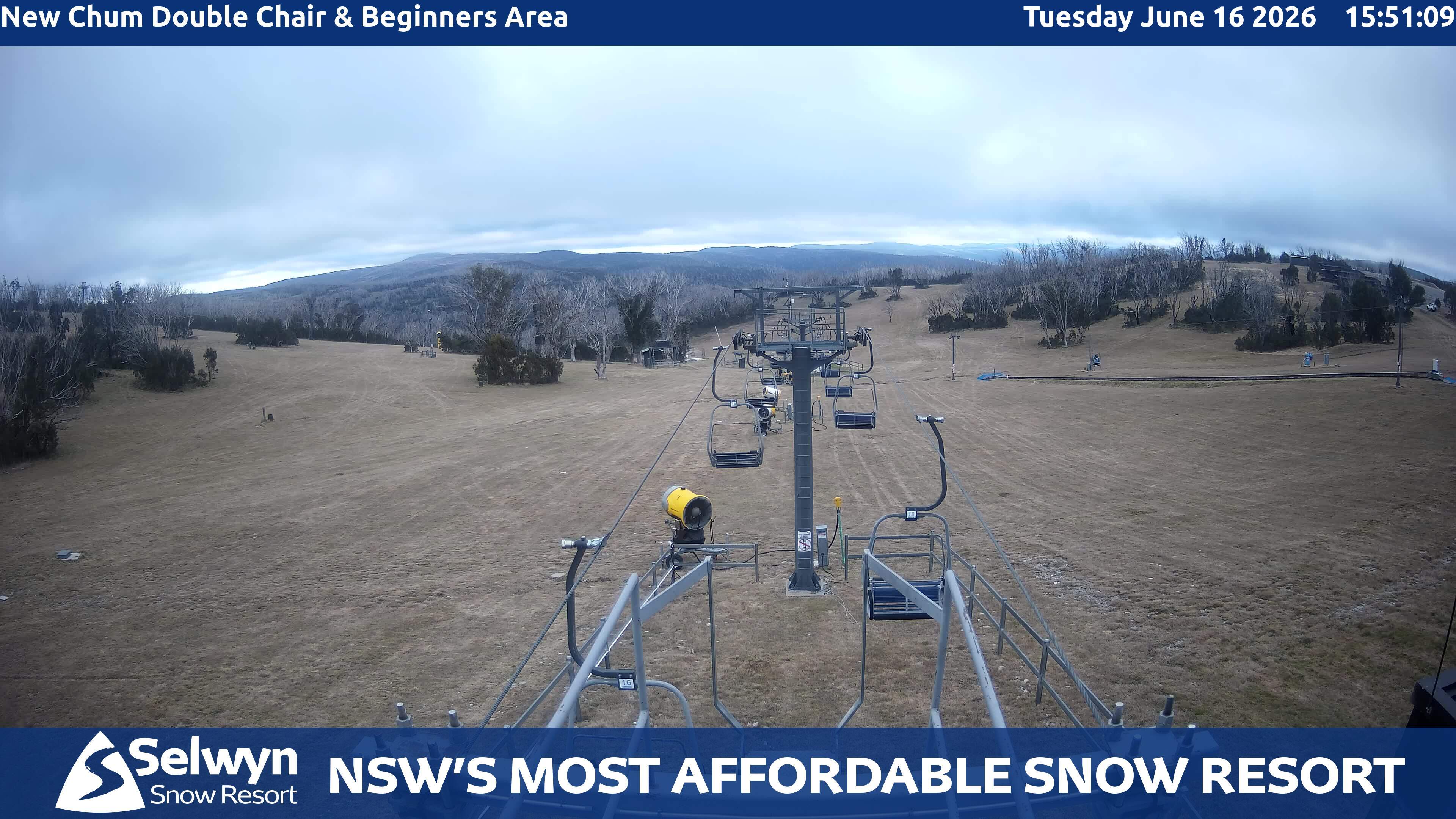 Selwyn Snow Resort New Chum Double Chair and Beginners Area snow cam captured at 16 June 2026, 5:54 am