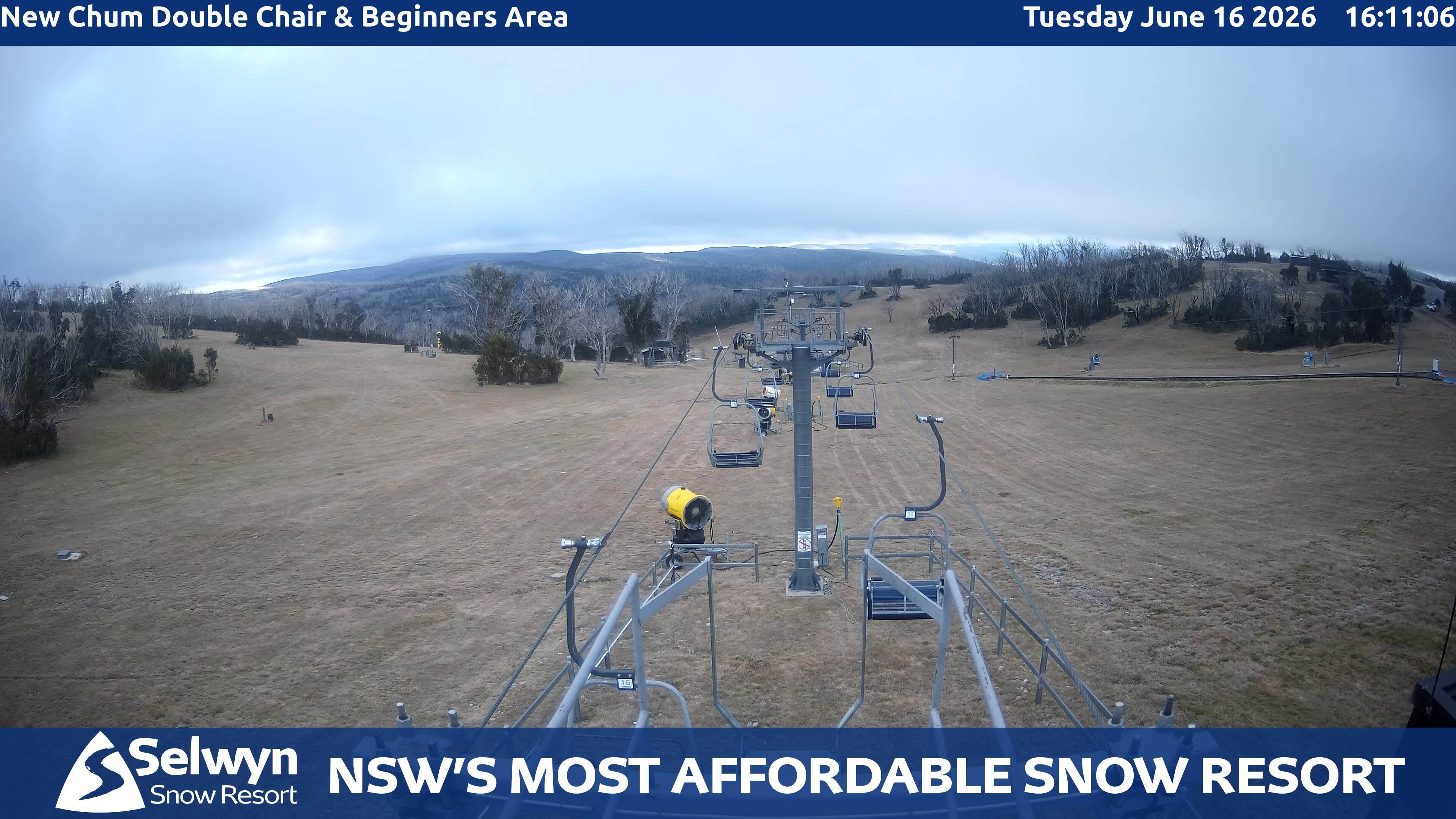 Selwyn Snow Resort New Chum Double Chair and Beginners Area snow cam captured at 16 June 2026, 6:12 am