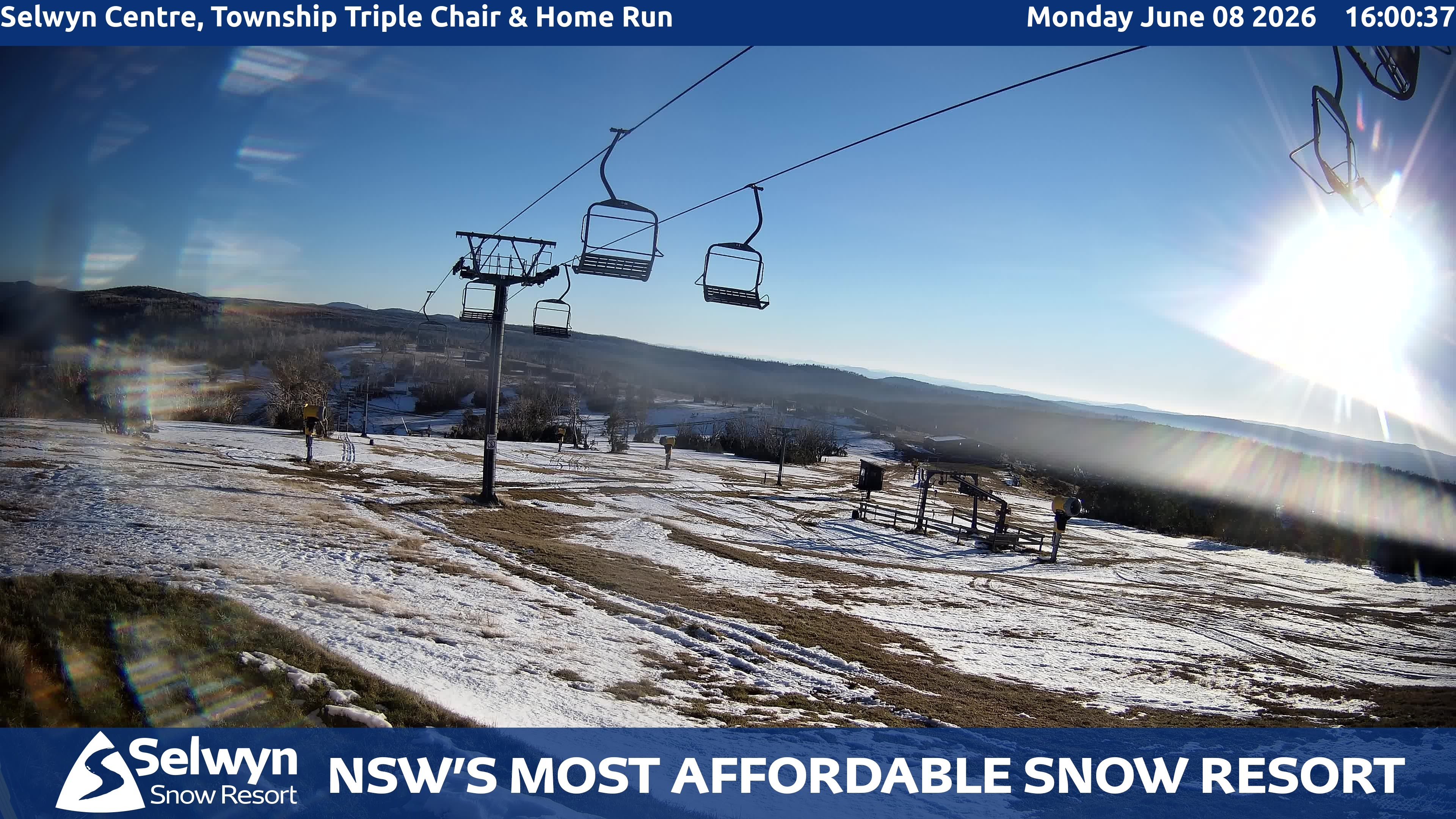 Selwyn Snow Resort Selwyn Centre, Township Triple Chair and Home Run snow cam captured at 8 June 2026, 6:07 am