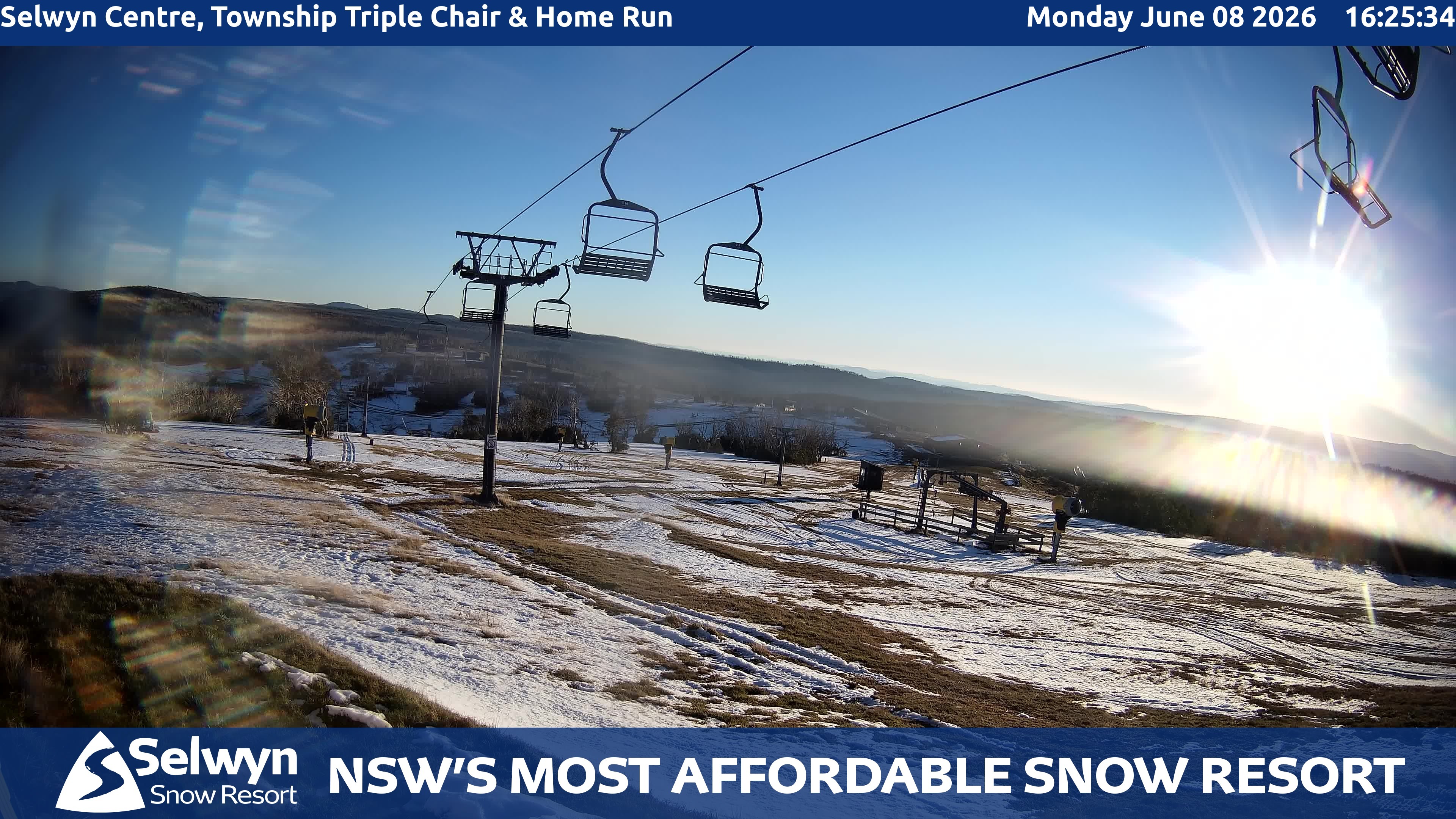 Selwyn Snow Resort Selwyn Centre, Township Triple Chair and Home Run snow cam captured at 8 June 2026, 6:25 am