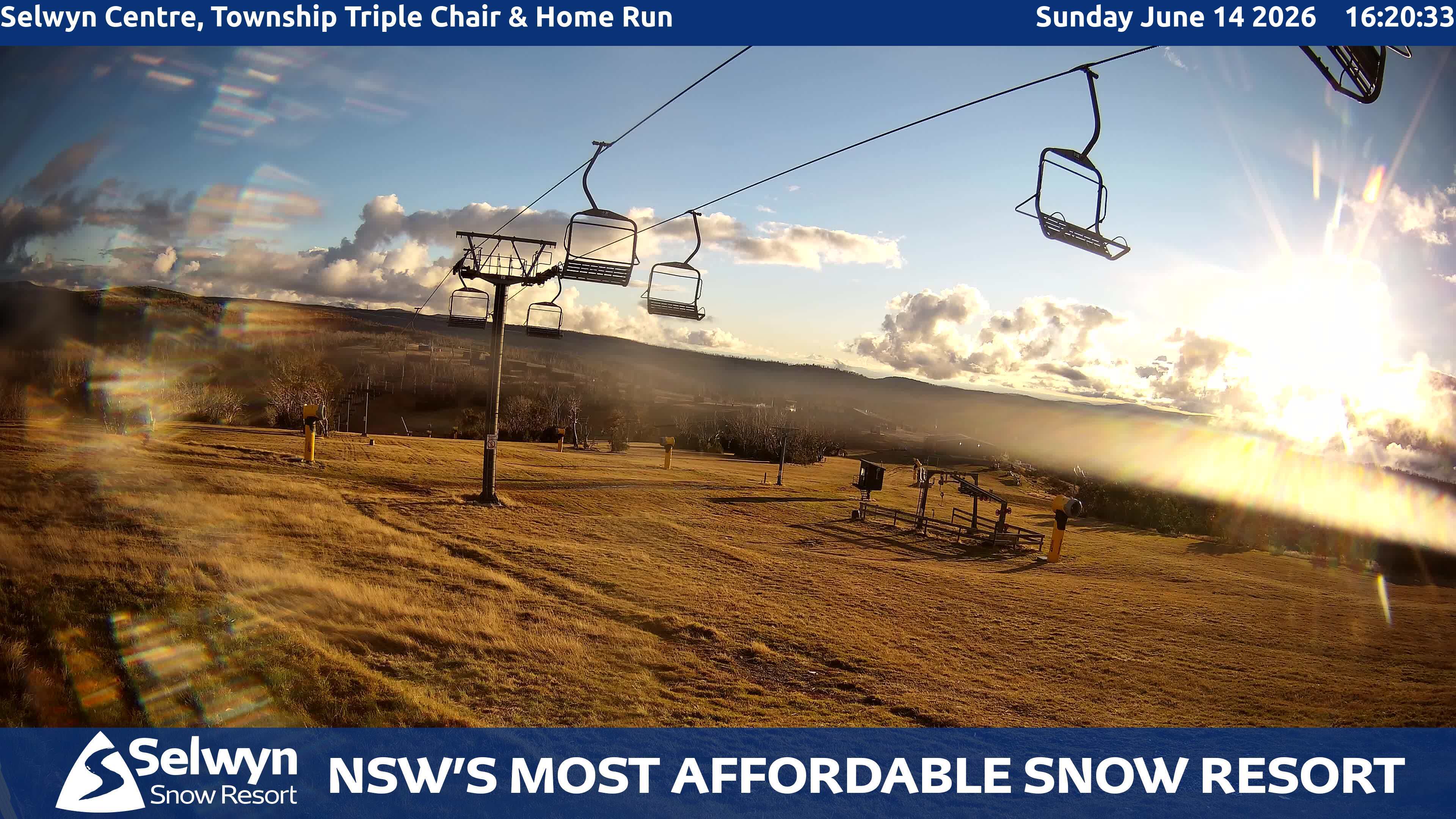 Selwyn Snow Resort Selwyn Centre, Township Triple Chair and Home Run snow cam captured at 14 June 2026, 6:23 am