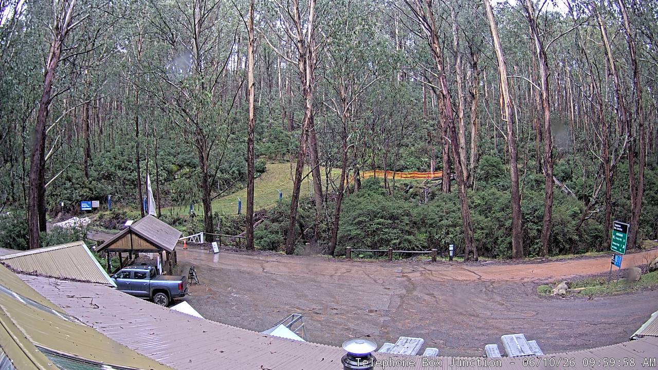 Mt Stirling Telephone Box Junction snow cam captured at 10 June 2026, 12:04 am