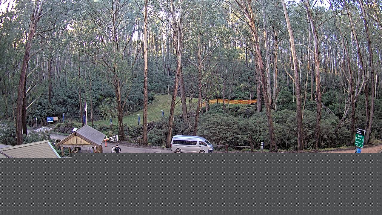 Mt Stirling Telephone Box Junction snow cam captured at 12 June 2026, 5:20 am