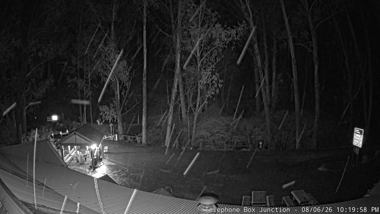 Mt Stirling Telephone Box Junction snow cam captured at 6 August 2026 at 10:28 pm AEST