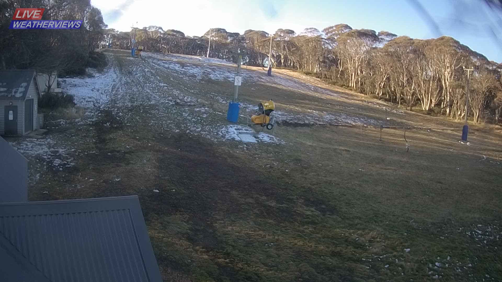 Dinner Plain Cobungra Platter snow cam captured at 7 June 2026, 5:52 am