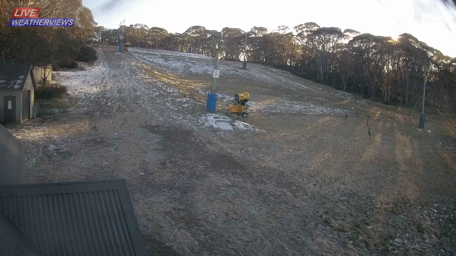 Dinner Plain Cobungra Platter snow cam captured at 7 June 2026, 10:24 pm