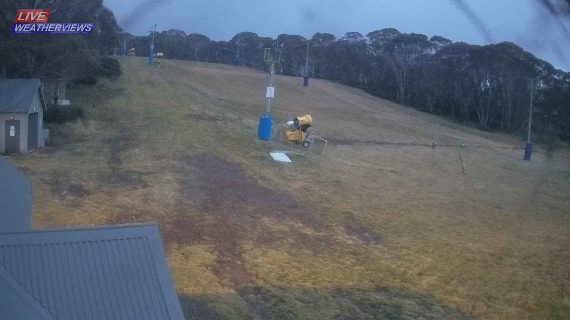 Dinner Plain Cobungra Platter snow cam captured at 16 June 2026, 9:15 pm