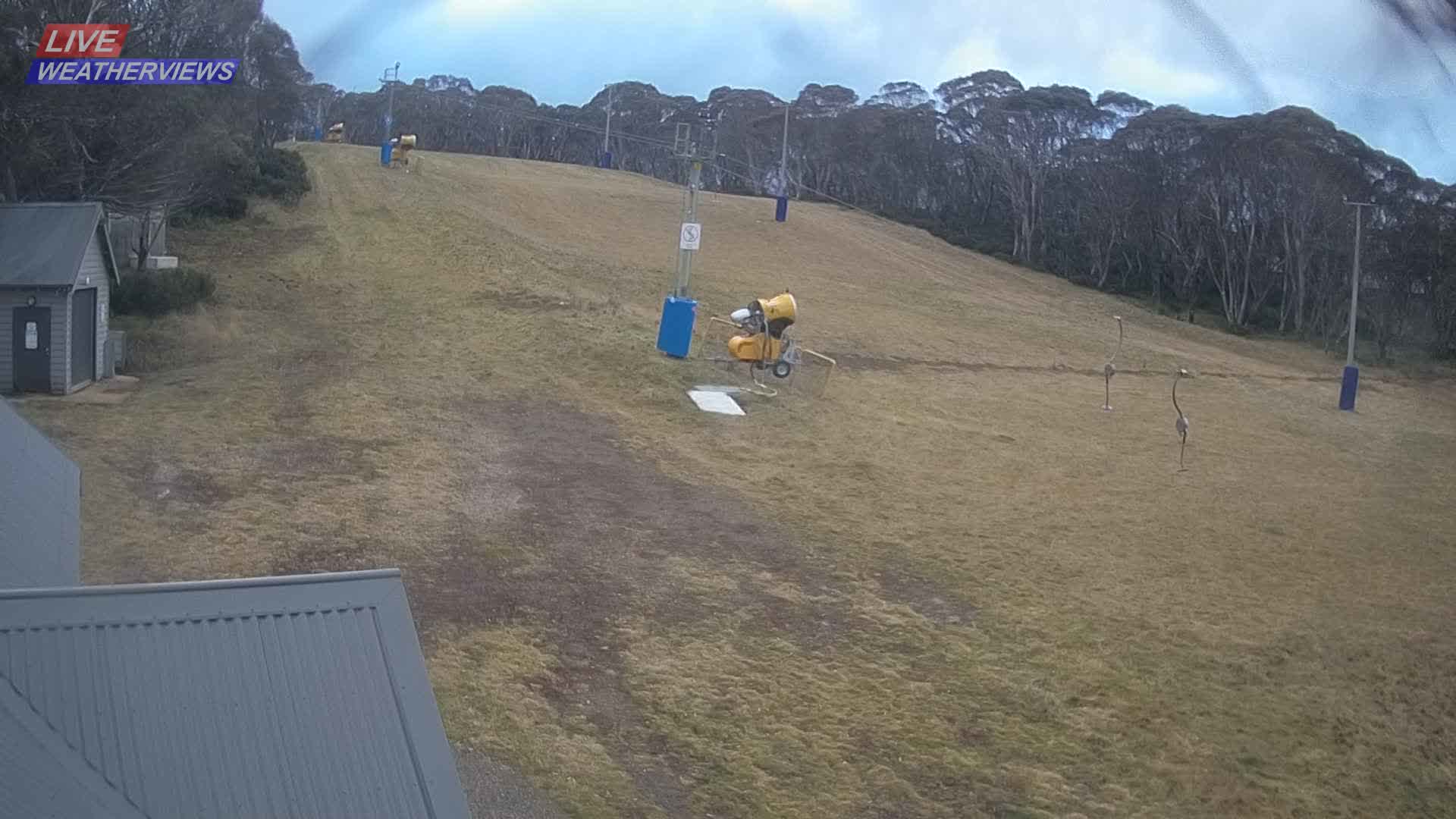 Dinner Plain Cobungra Platter snow cam captured at 17 June 2026, 10:45 pm