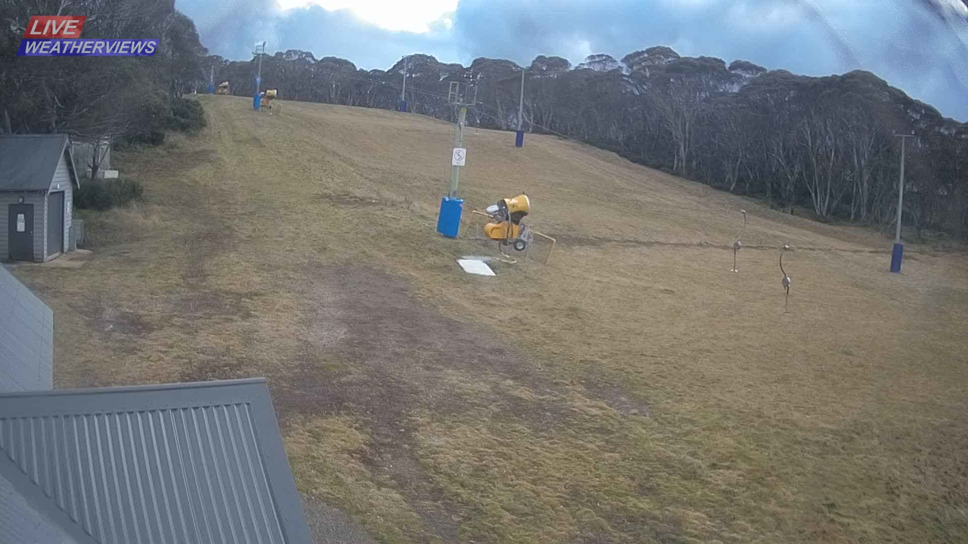 Dinner Plain Cobungra Platter snow cam captured at 17 June 2026, 11:03 pm