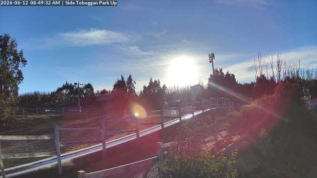 Lake Mountain Mini Toboggan Run snow cam captured at 11 June 2026, 10:50 pm