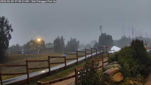 Lake Mountain Mini Toboggan Run snow cam captured at 19 June 2026, 9:42 pm