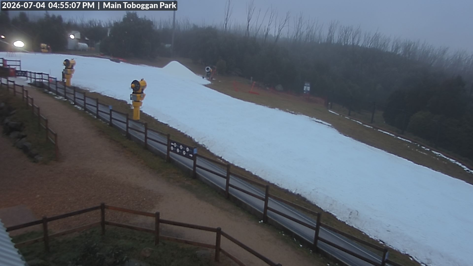 Lake Mountain Village Toboggan Run snow cam captured at 4 July 2026 at 4:57 pm AEST