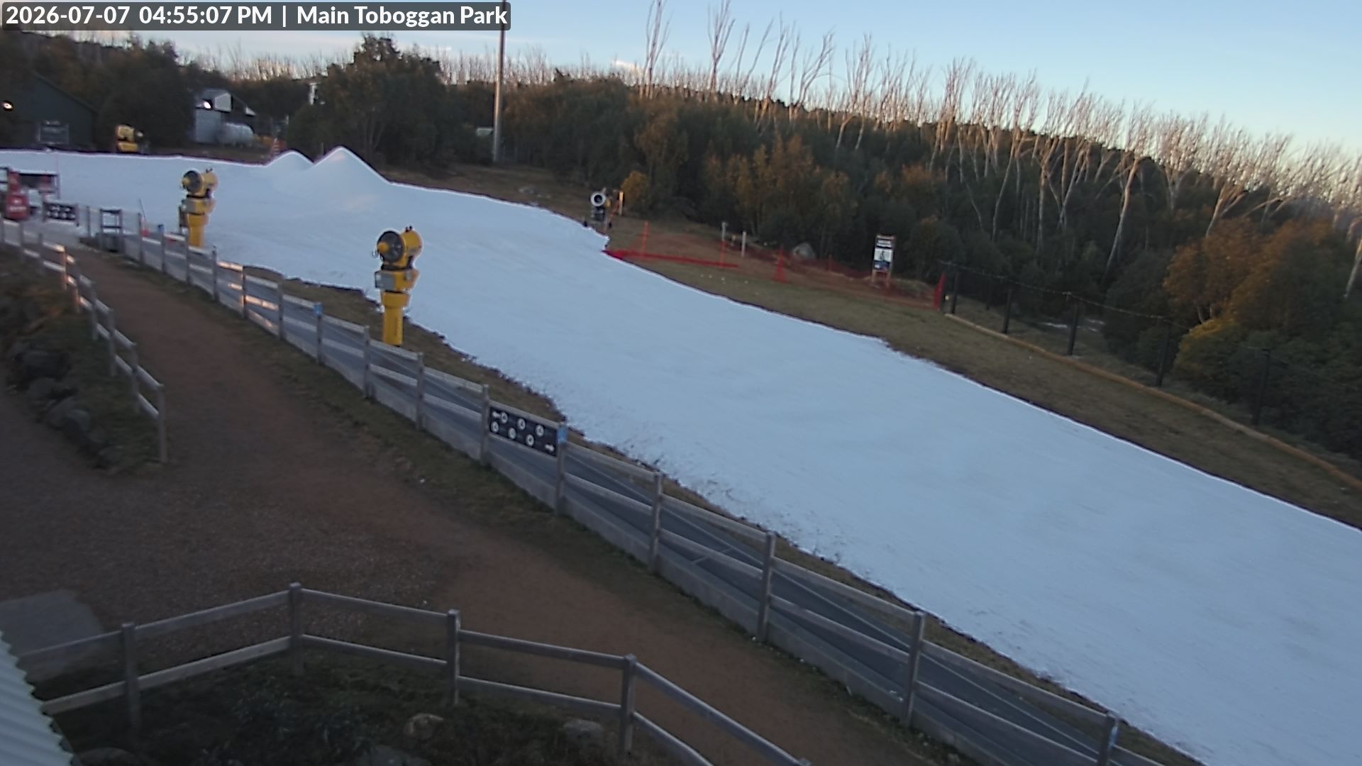 Lake Mountain Village Toboggan Run snow cam captured at 7 July 2026 at 4:57 pm AEST