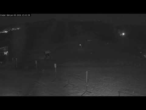 Thredbo Cruiser Area Live snow cam captured at 8 June 2026, 1:05 pm