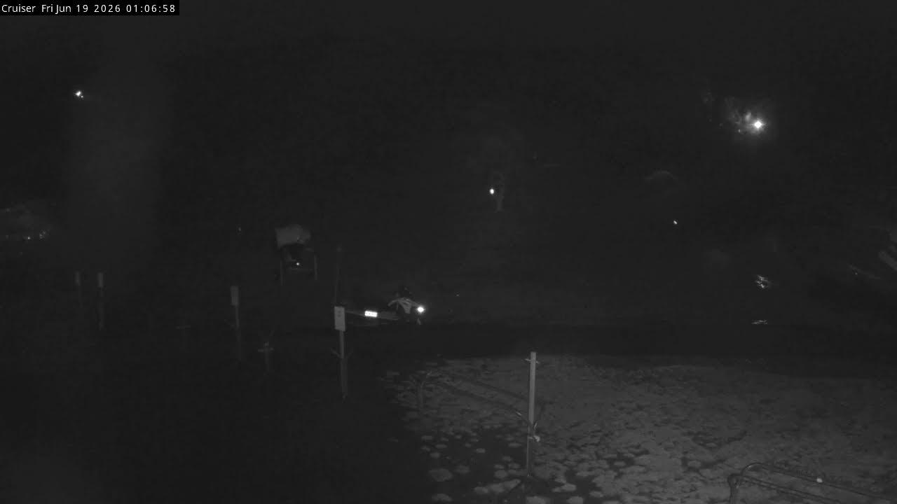 Thredbo Cruiser Area Live snow cam captured at 18 June 2026, 3:07 pm