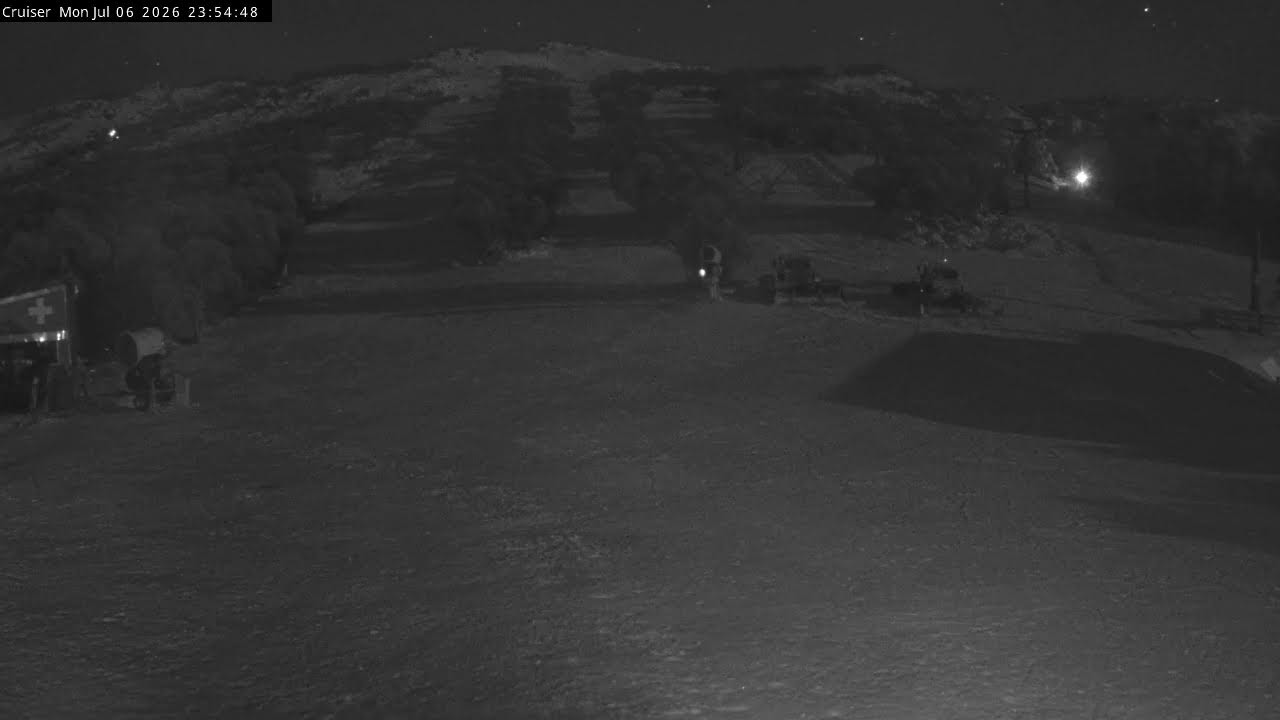 Thredbo Cruiser Area Live snow cam captured at 6 July 2026 at 11:58 pm AEST