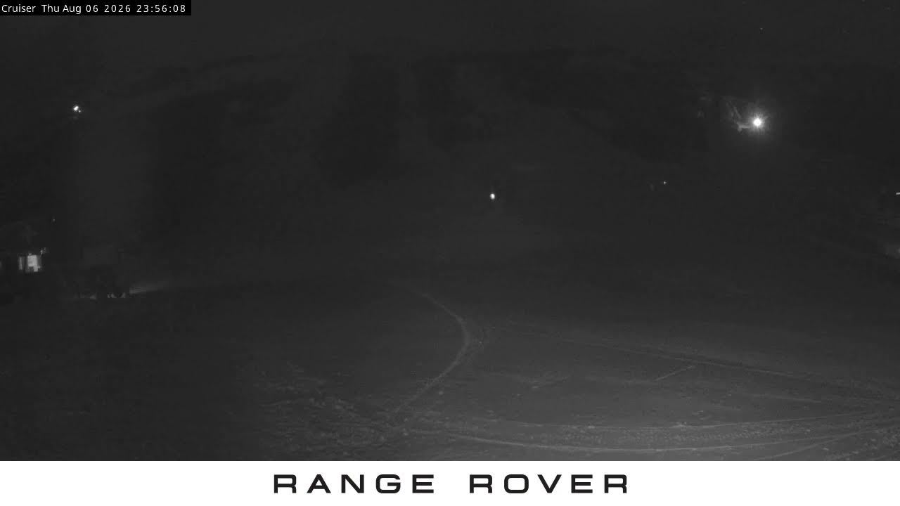 Thredbo Cruiser Area Live snow cam captured at 6 August 2026 at 11:59 pm AEST