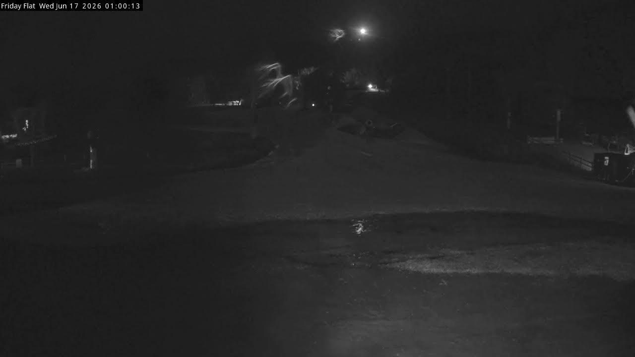 Thredbo Friday Flat Live snow cam captured at 16 June 2026, 3:01 pm