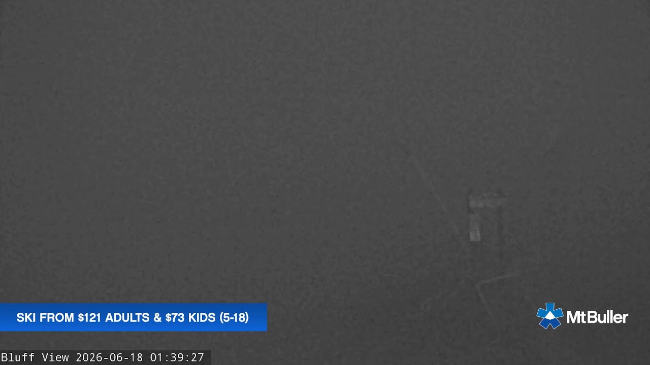 Mt Buller Skyline Live snow cam captured at 17 June 2026, 3:42 pm