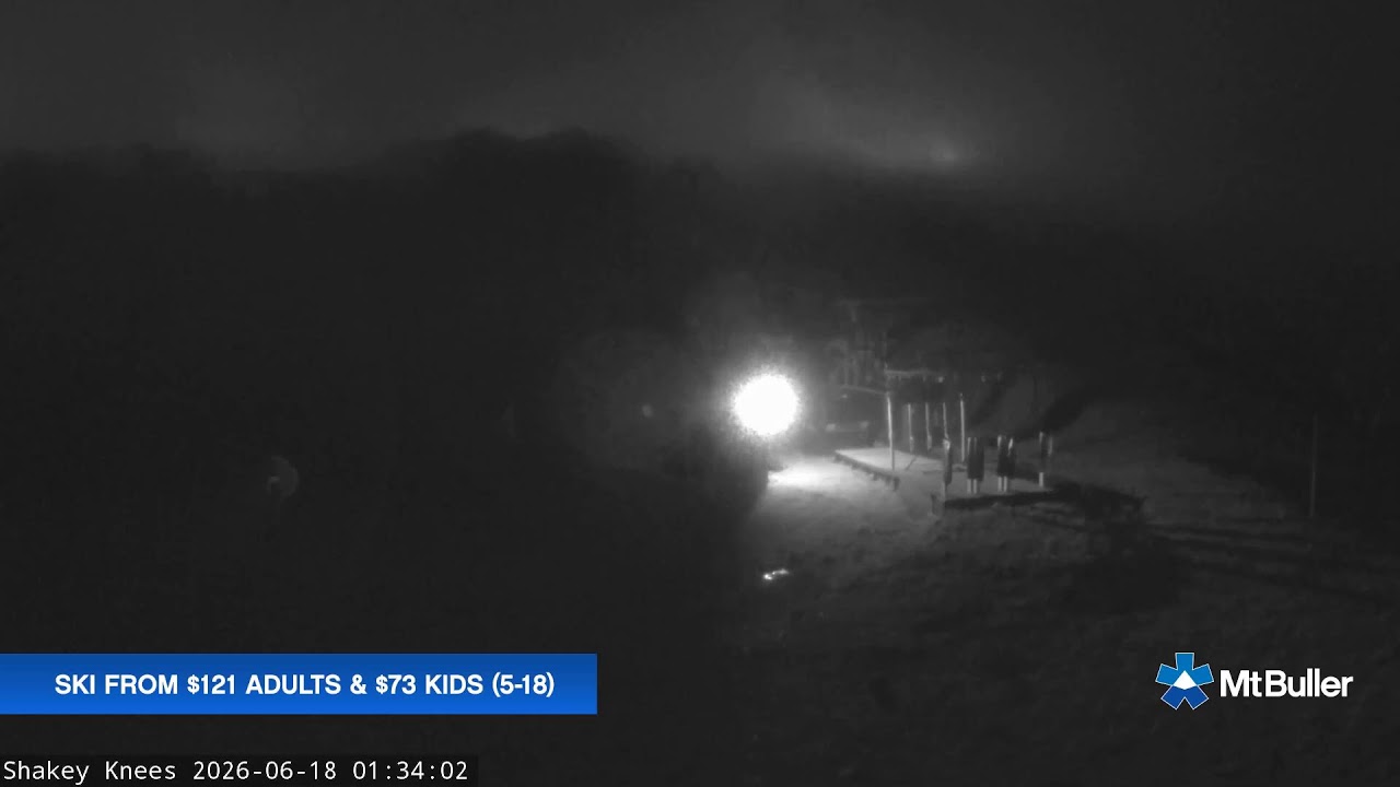 Mt Buller Shakey Knees Live snow cam captured at 17 June 2026, 3:36 pm