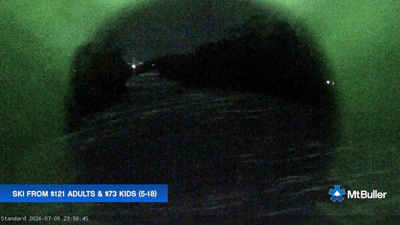 Mt Buller Standard Run Live snow cam captured at 5 July 2026 at 11:57 pm AEST