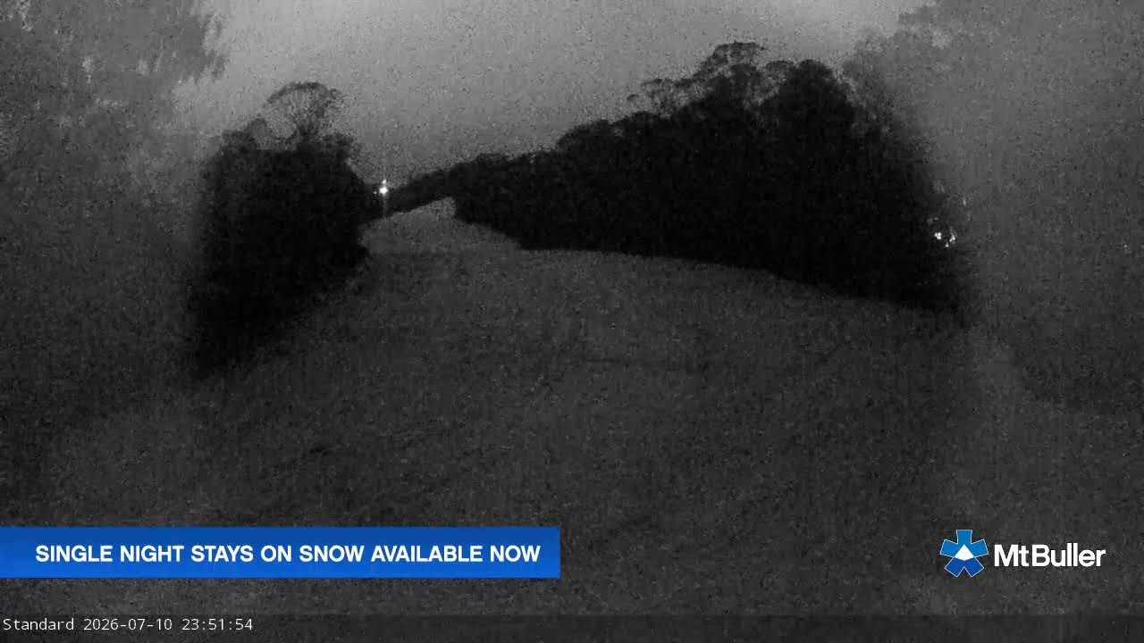 Mt Buller Standard Run Live snow cam captured at 10 July 2026 at 11:57 pm AEST