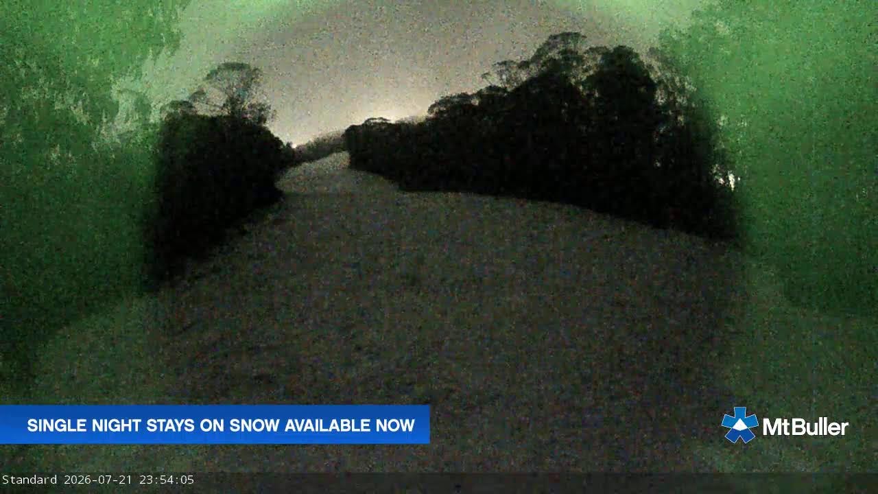 Mt Buller Standard Run Live snow cam captured at 21 July 2026 at 11:58 pm AEST