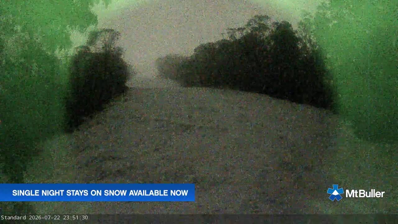 Mt Buller Standard Run Live snow cam captured at 22 July 2026 at 11:52 pm AEST