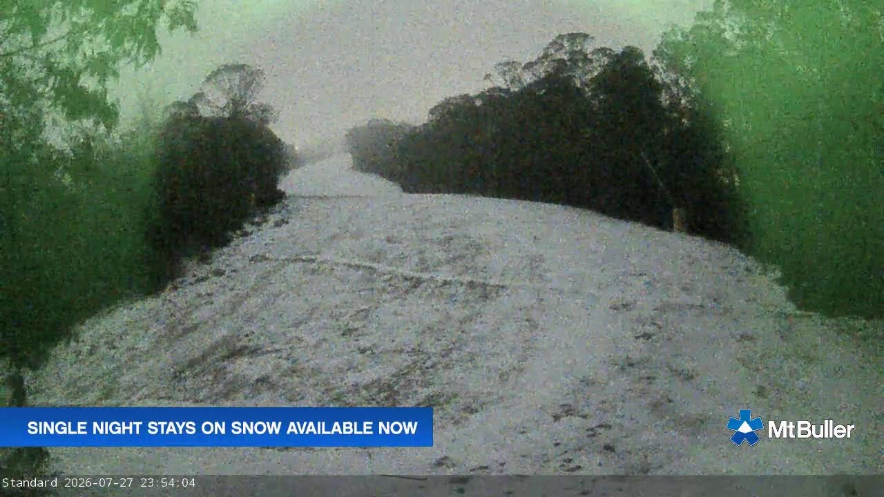 Mt Buller Standard Run Live snow cam captured at 27 July 2026 at 11:55 pm AEST