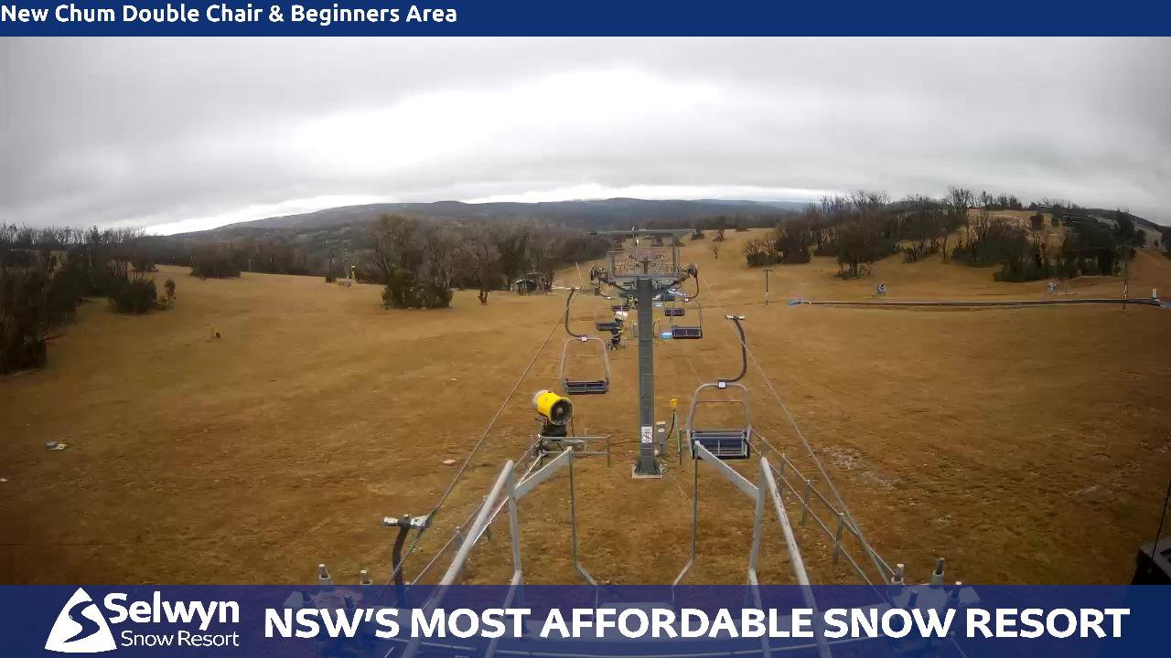 Selwyn Snow Resort Selwyn Live Stream snow cam captured at 19 June 2026, 5:00 am