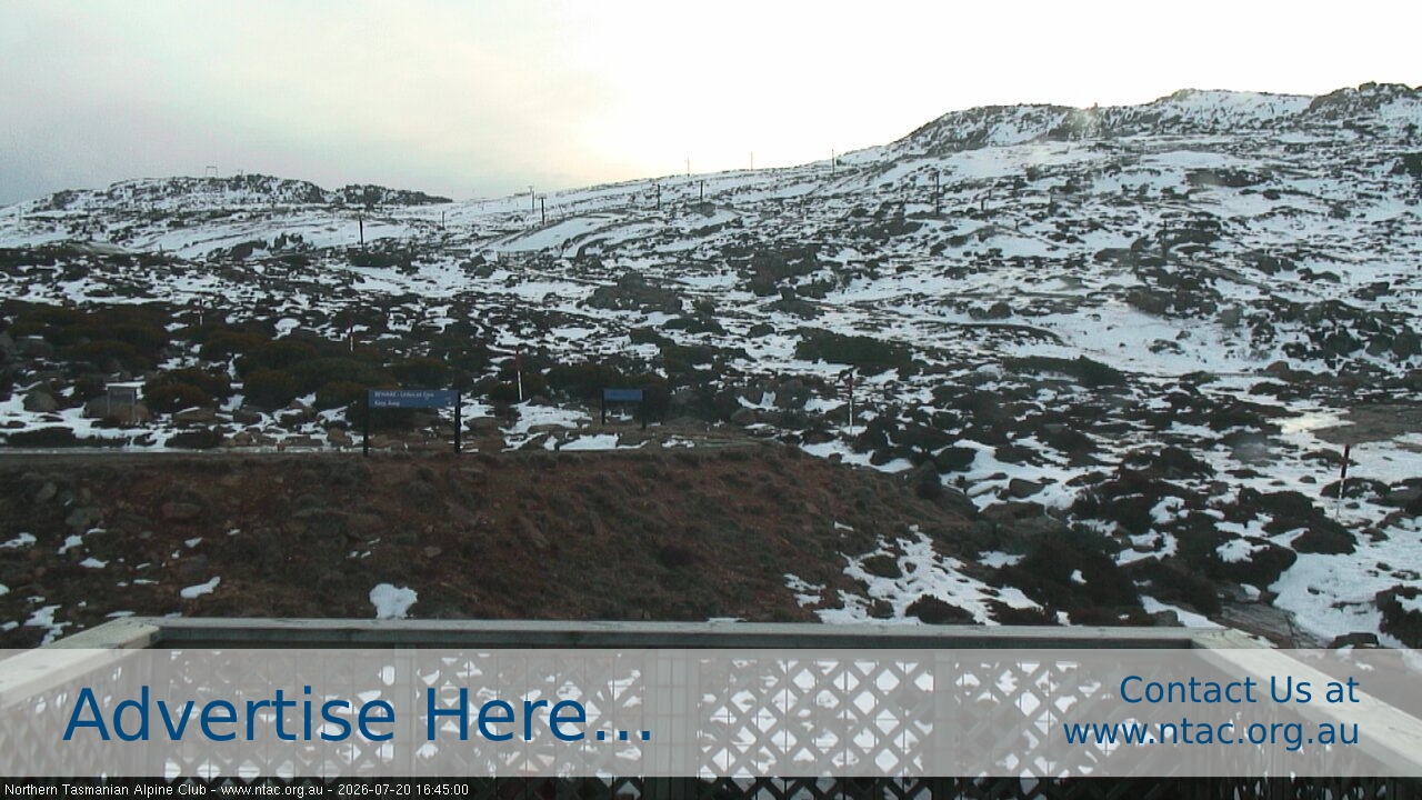 Ben Lomond NTAC Top Slopes snow cam captured at 20 July 2026 at 4:47 pm AEST