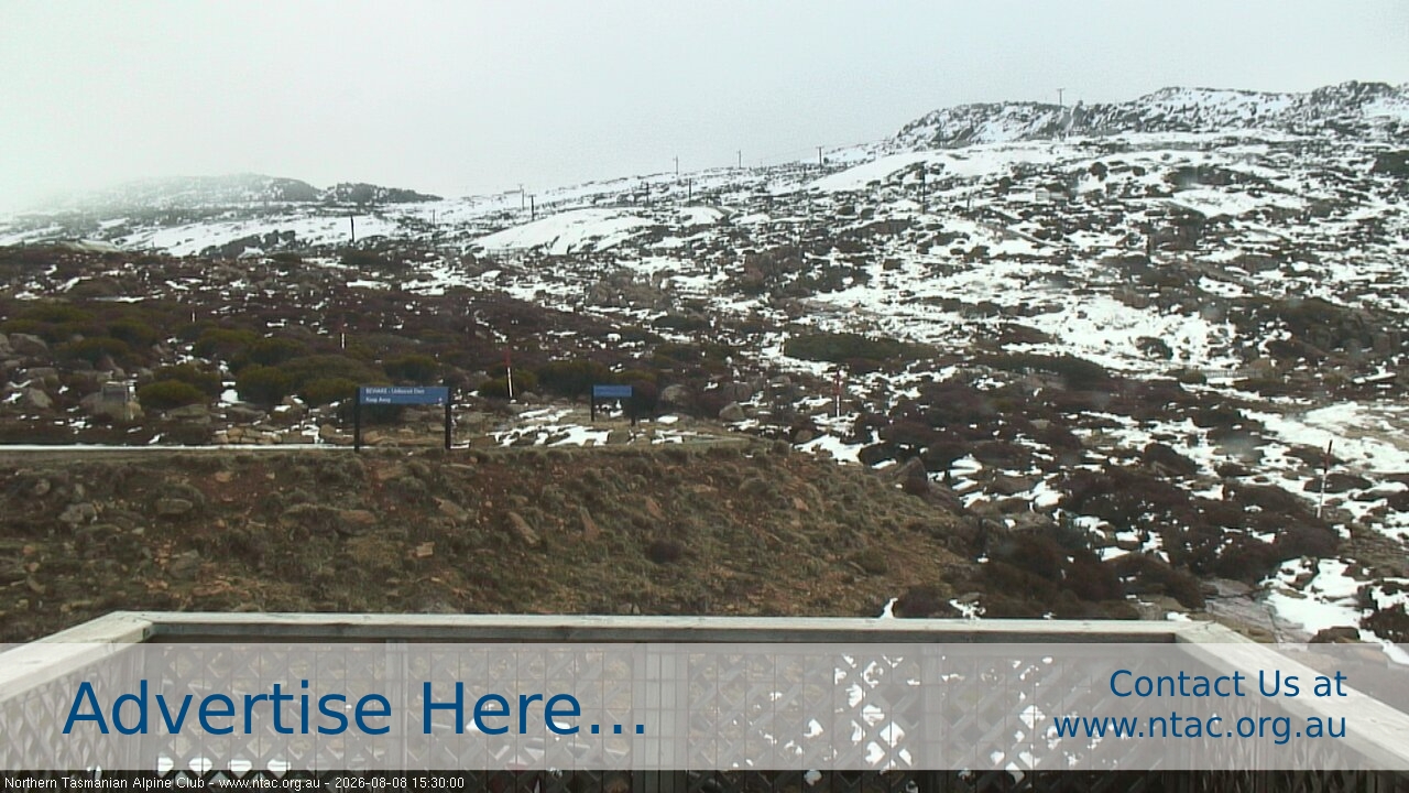 Ben Lomond NTAC Top Slopes snow cam captured at 8 August 2026 at 3:38 pm AEST