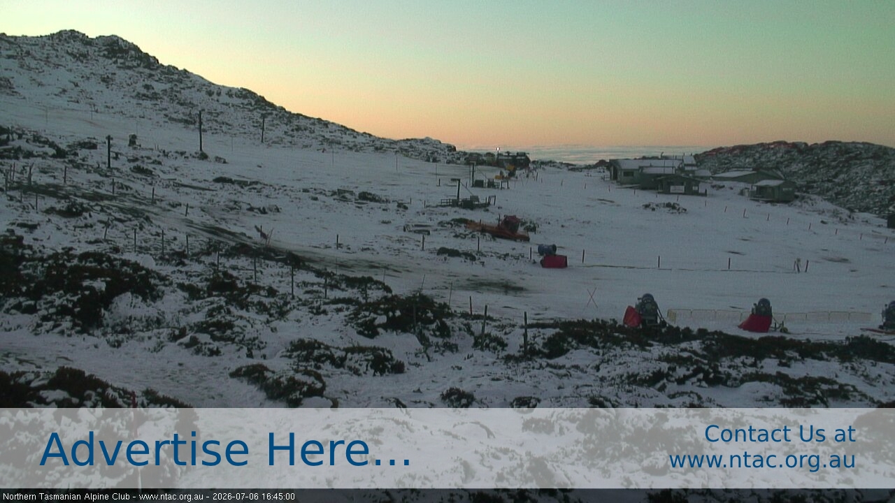 Ben Lomond NTAC Front Slopes snow cam captured at 6 July 2026 at 4:57 pm AEST