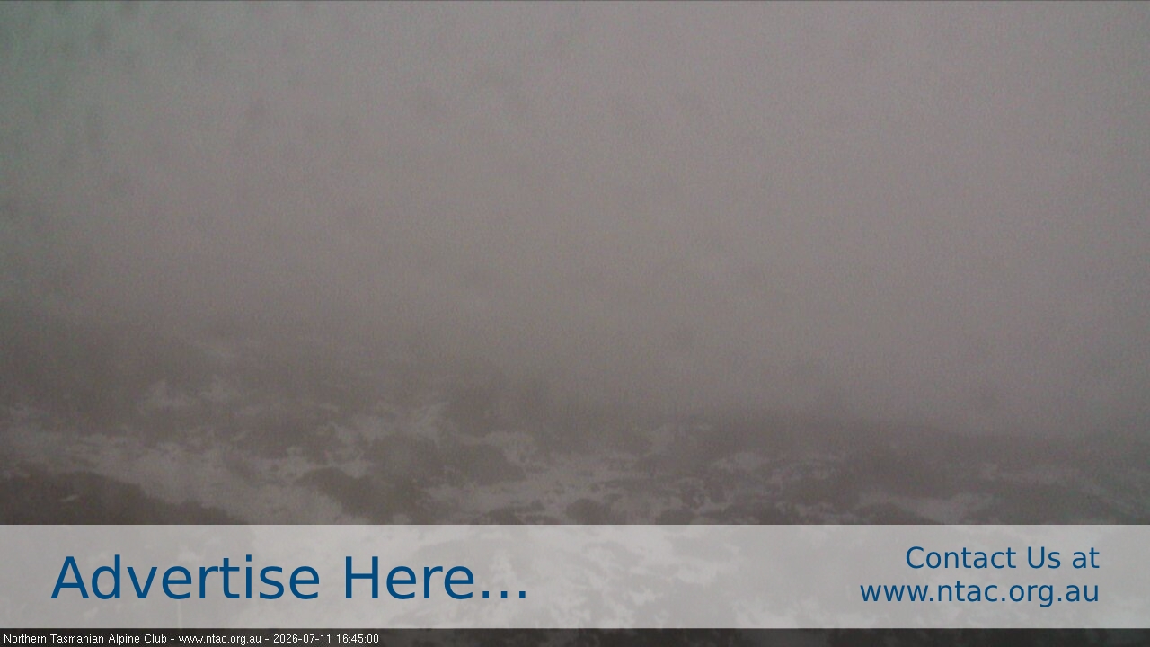 Ben Lomond NTAC Front Slopes snow cam captured at 11 July 2026 at 4:57 pm AEST