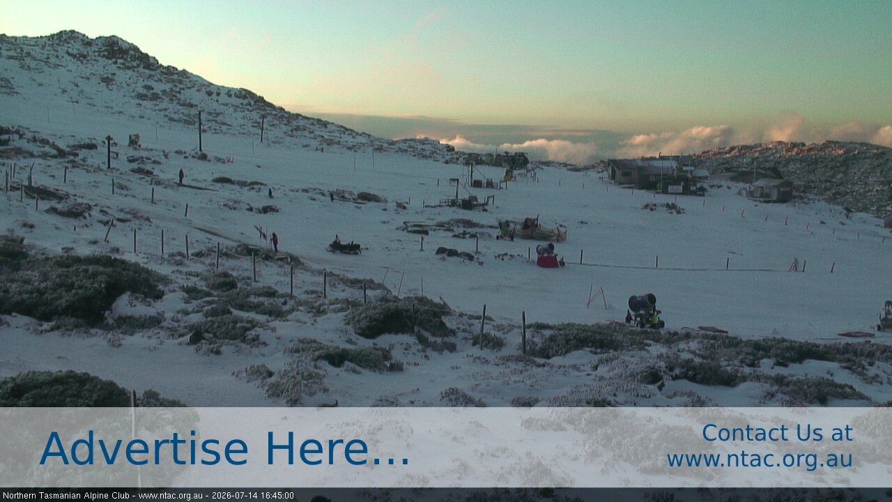 Ben Lomond NTAC Front Slopes snow cam captured at 14 July 2026 at 4:47 pm AEST