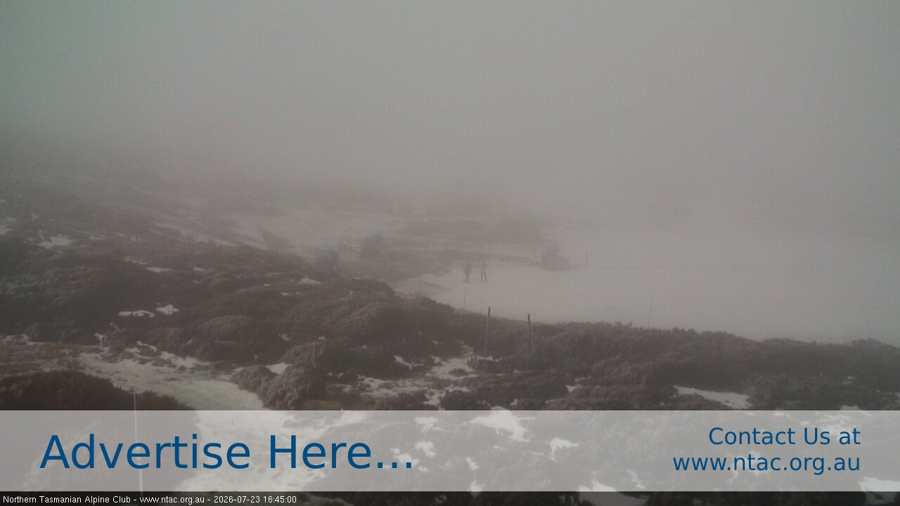 Ben Lomond NTAC Front Slopes snow cam captured at 23 July 2026 at 8:15 pm AEST
