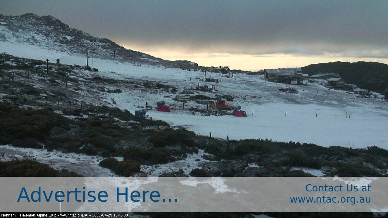 Ben Lomond NTAC Front Slopes snow cam captured at 29 July 2026 at 4:48 pm AEST