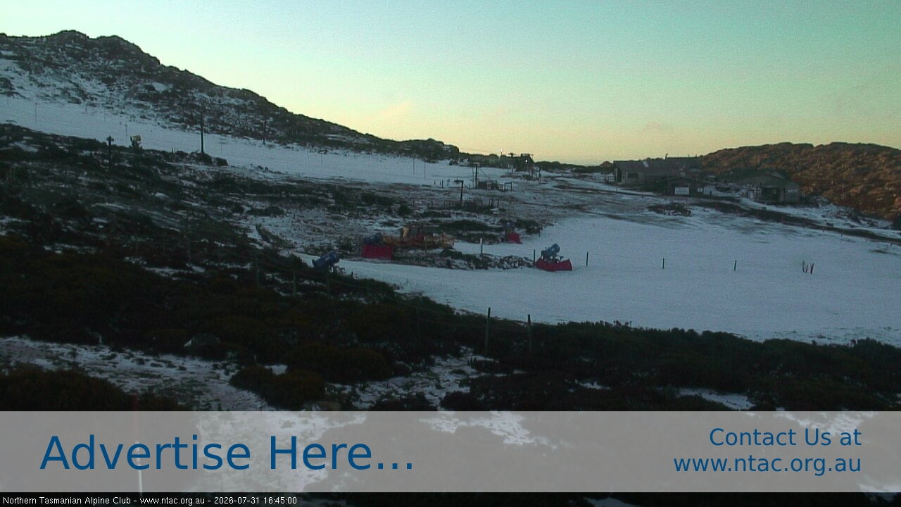 Ben Lomond NTAC Front Slopes snow cam captured at 31 July 2026 at 4:47 pm AEST