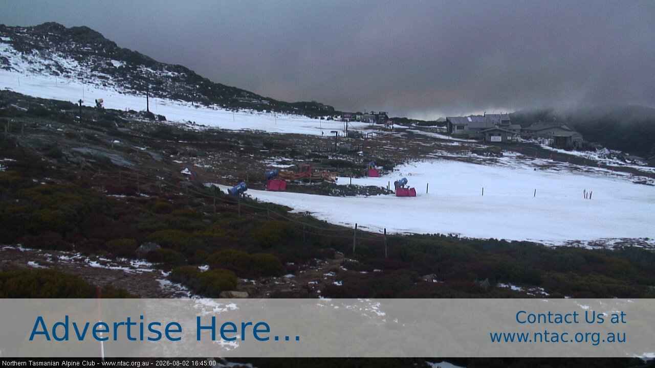 Ben Lomond NTAC Front Slopes snow cam captured at 2 August 2026 at 4:59 pm AEST