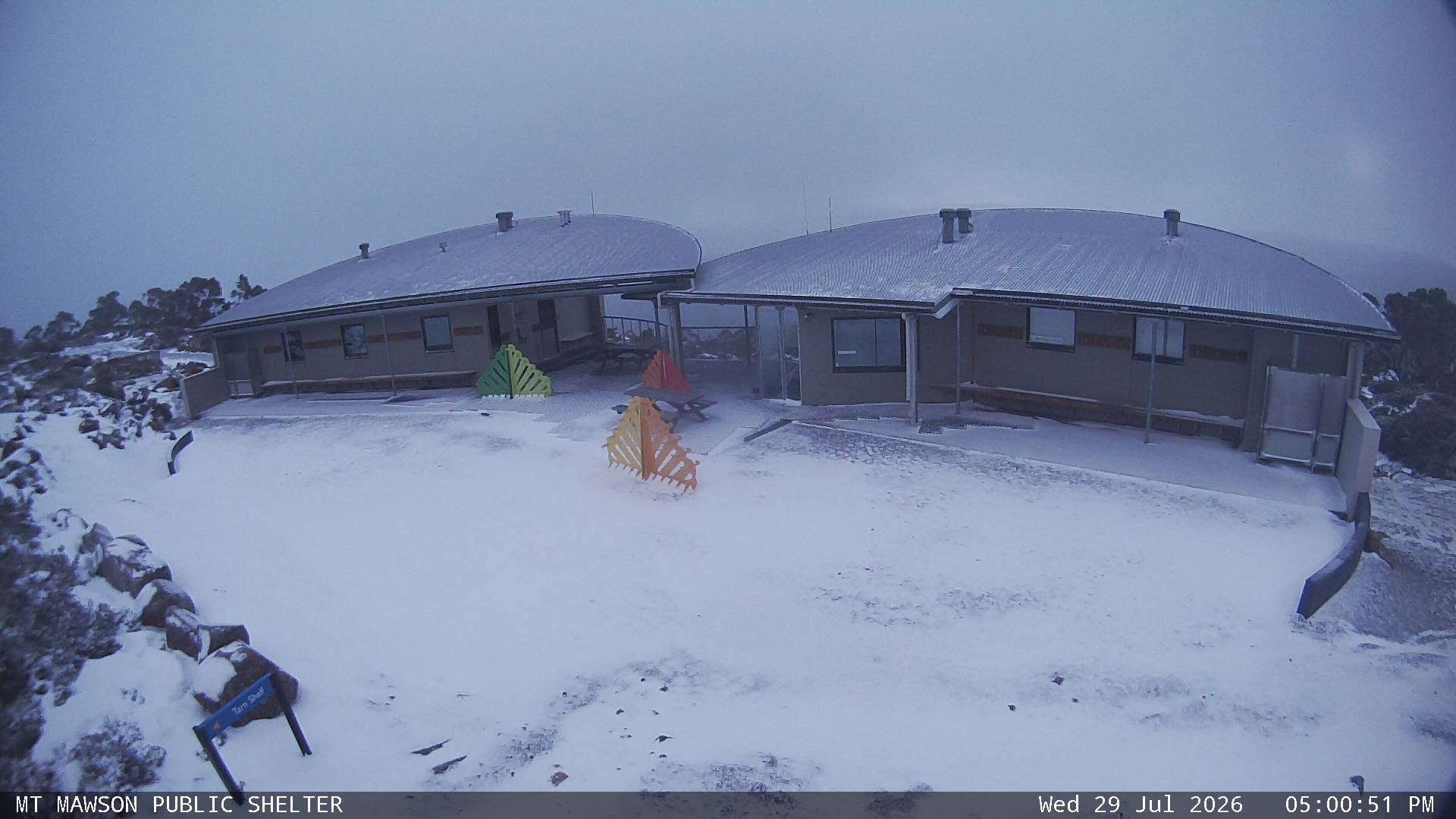 Mt Mawson Public Shelter snow cam captured at 29 July 2026 at 5:12 pm AEST