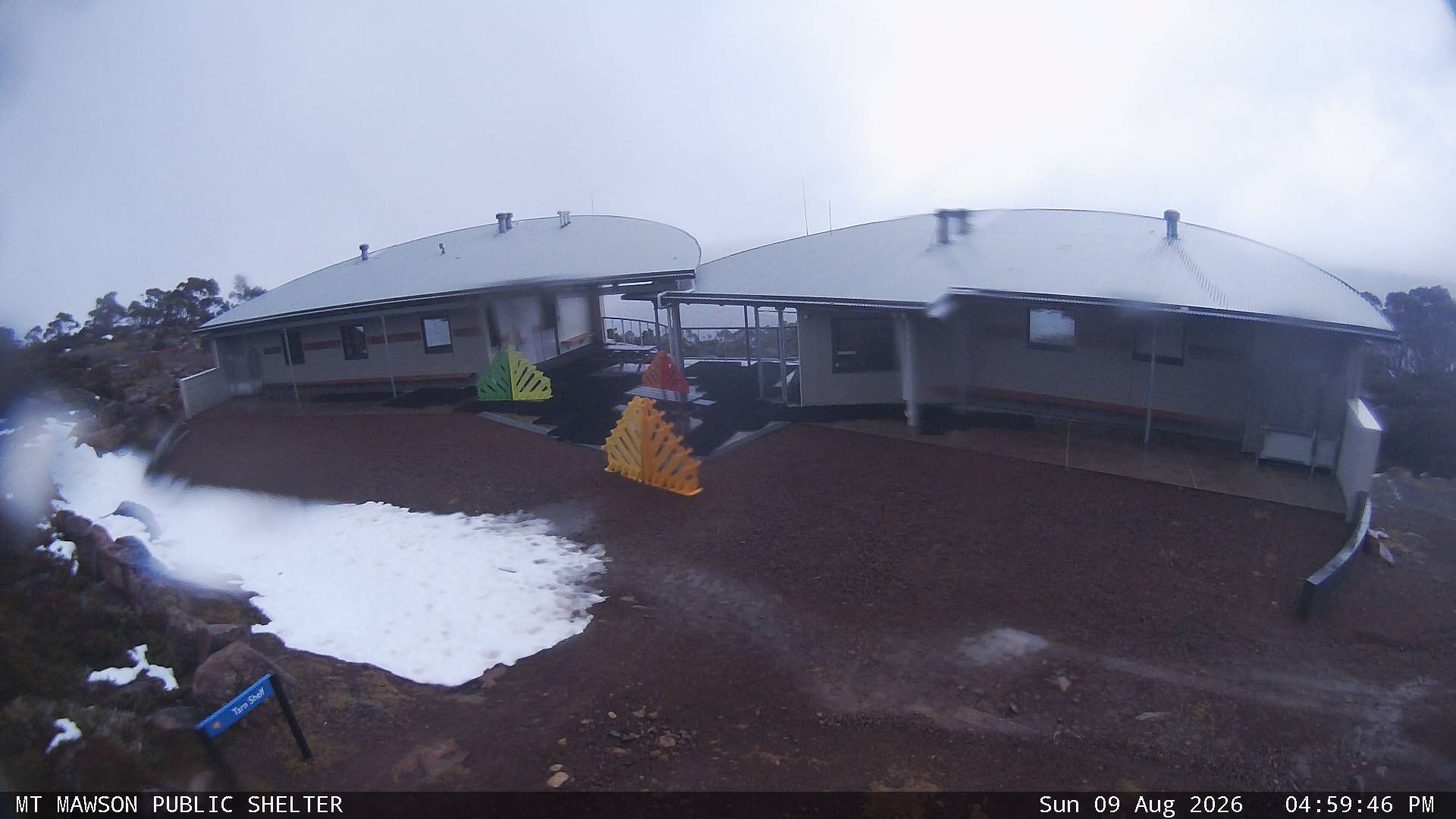 Mt Mawson Public Shelter snow cam captured at 9 August 2026 at 5:12 pm AEST
