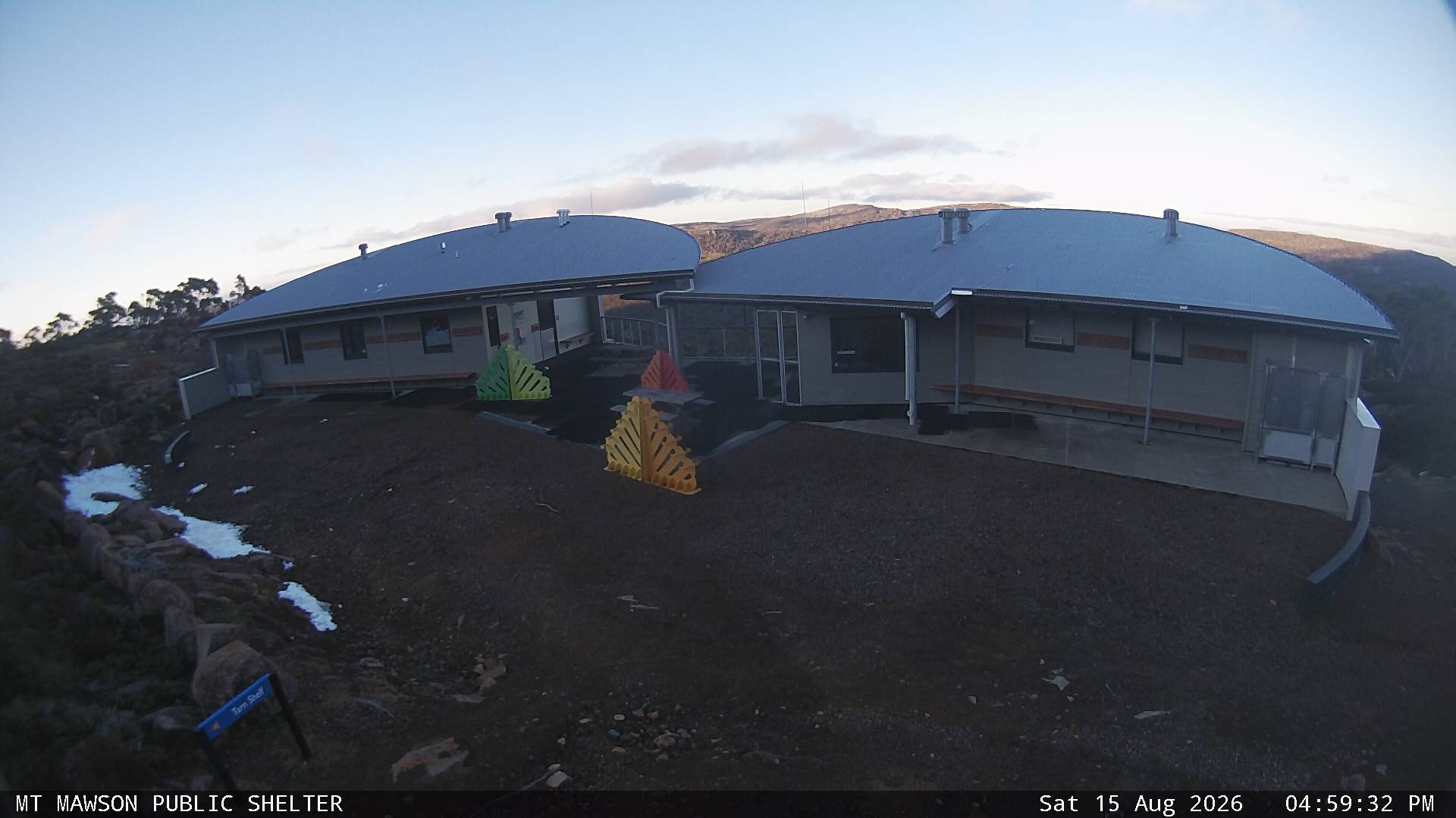 Mt Mawson Public Shelter snow cam captured at 15 August 2026 at 5:13 pm AEST