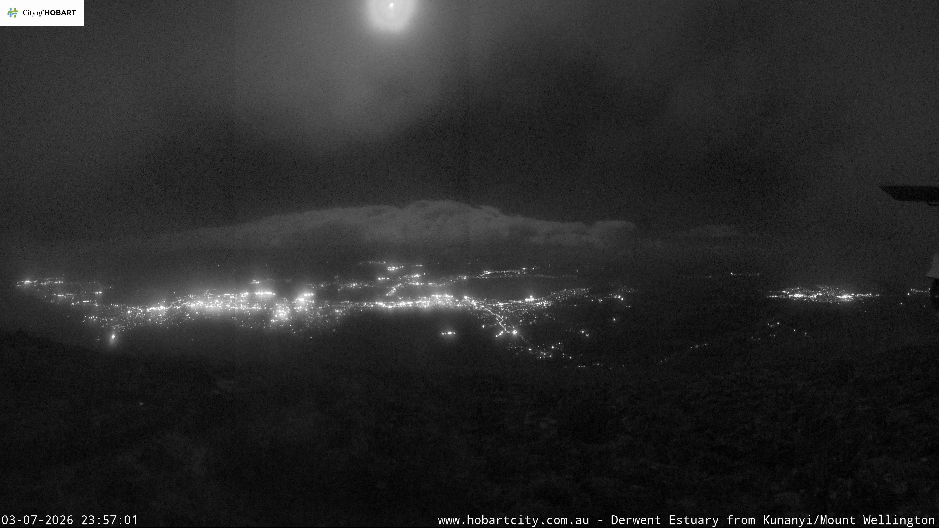 kunanyi / Mt Wellington Hobart and Derwent Estuary snow cam captured at 3 July 2026 at 11:57 pm AEST