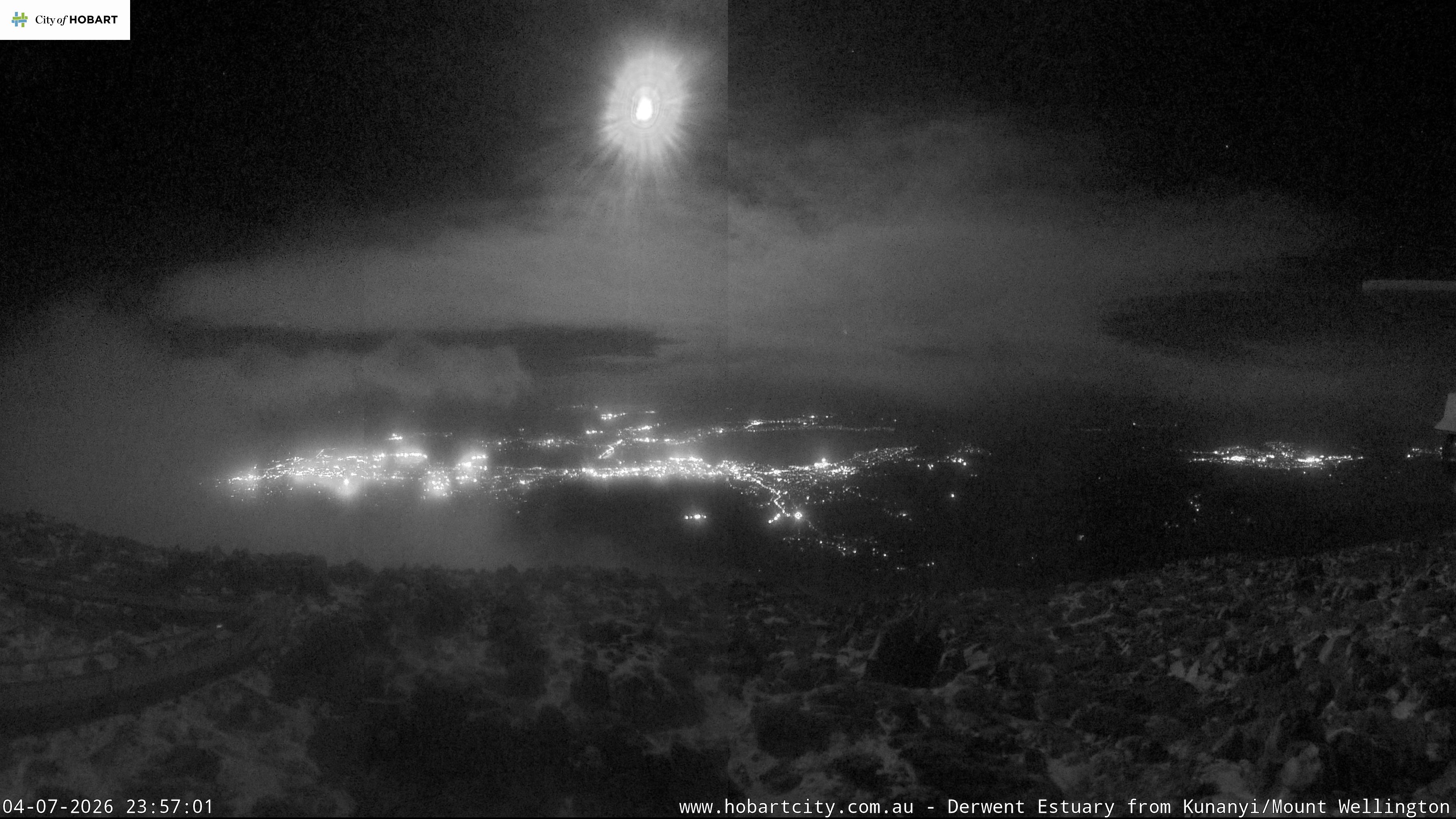 kunanyi / Mt Wellington Hobart and Derwent Estuary snow cam captured at 4 July 2026 at 11:57 pm AEST