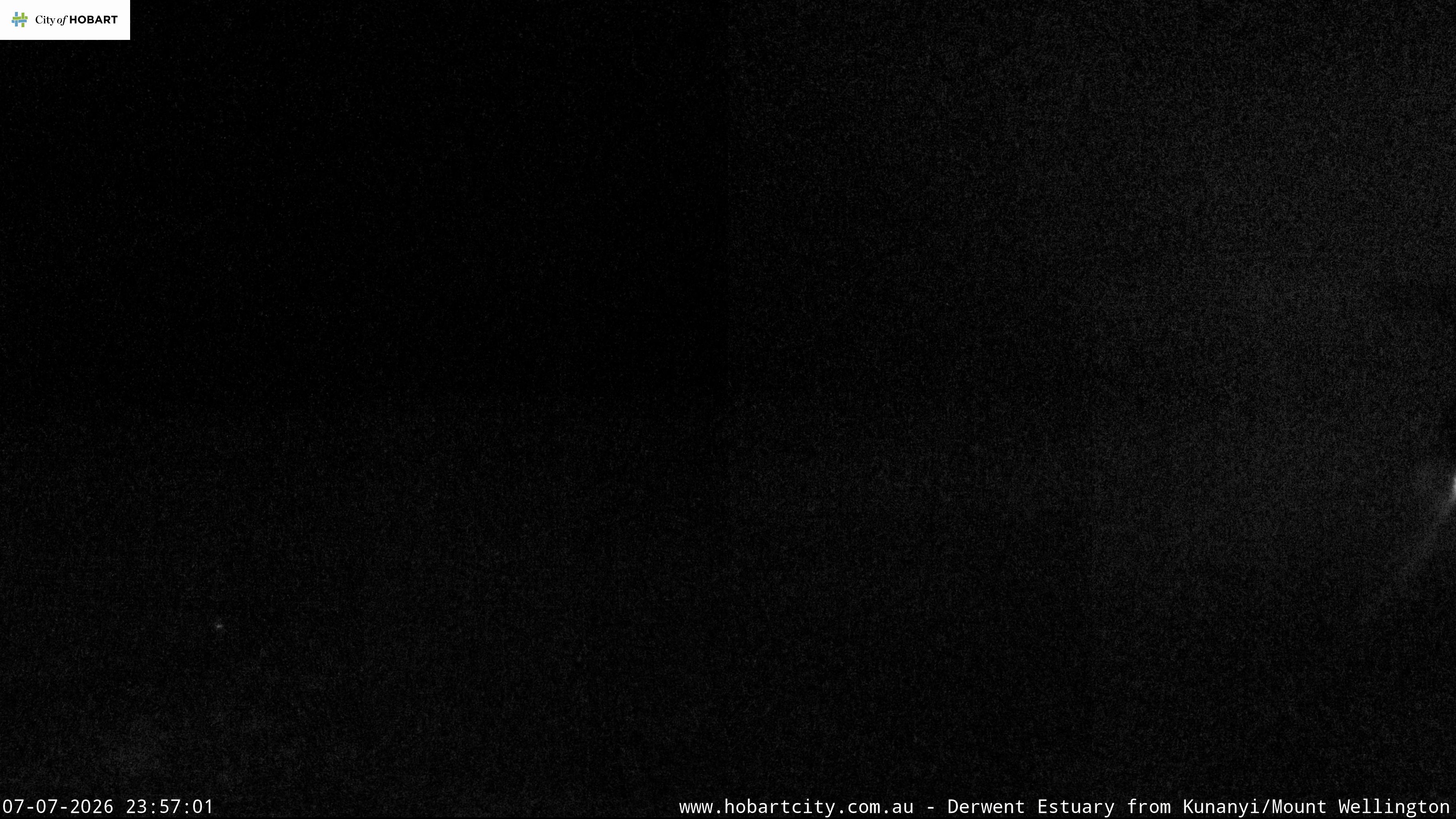 kunanyi / Mt Wellington Hobart and Derwent Estuary snow cam captured at 7 July 2026 at 11:57 pm AEST