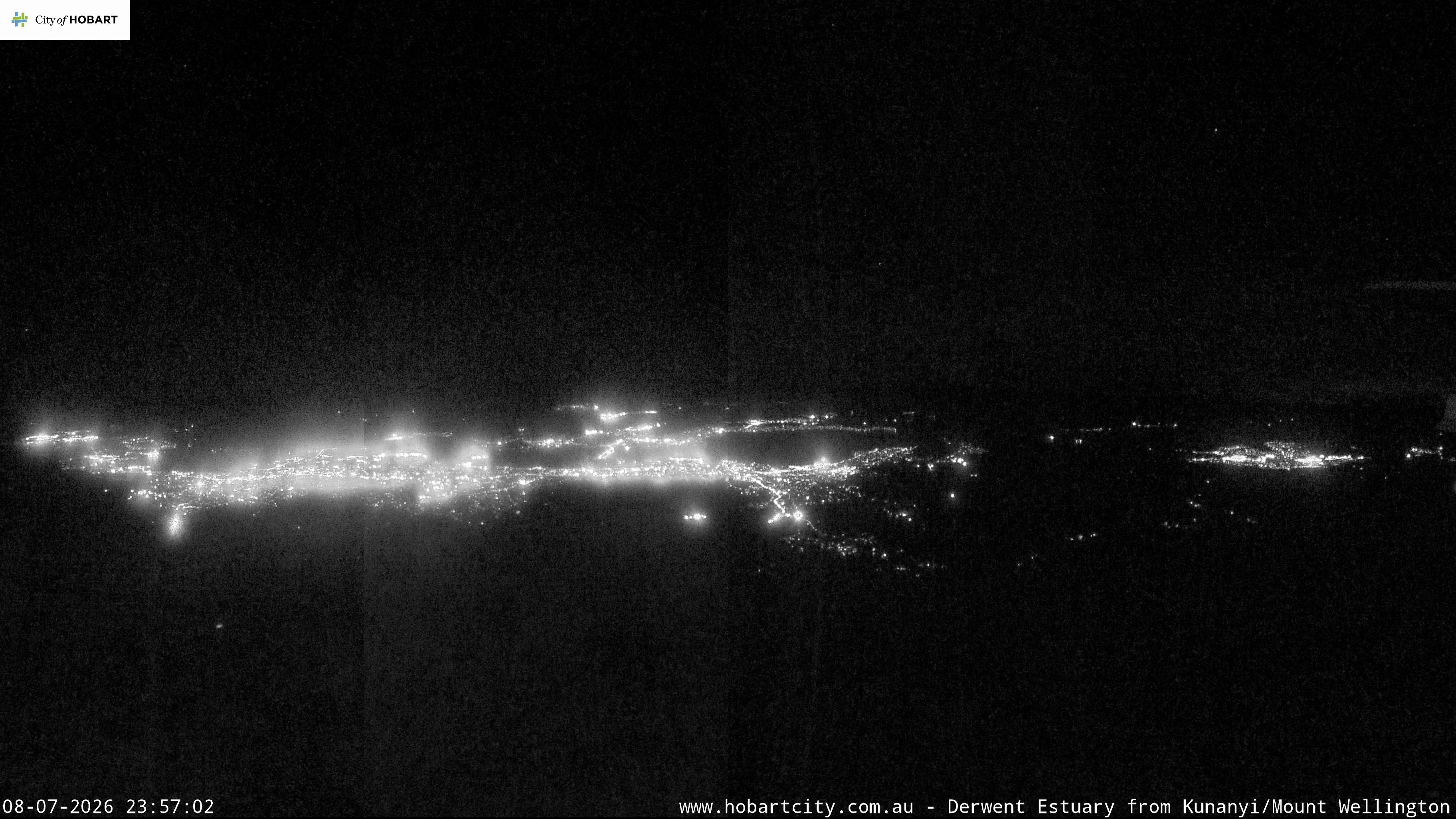 kunanyi / Mt Wellington Hobart and Derwent Estuary snow cam captured at 8 July 2026 at 11:57 pm AEST