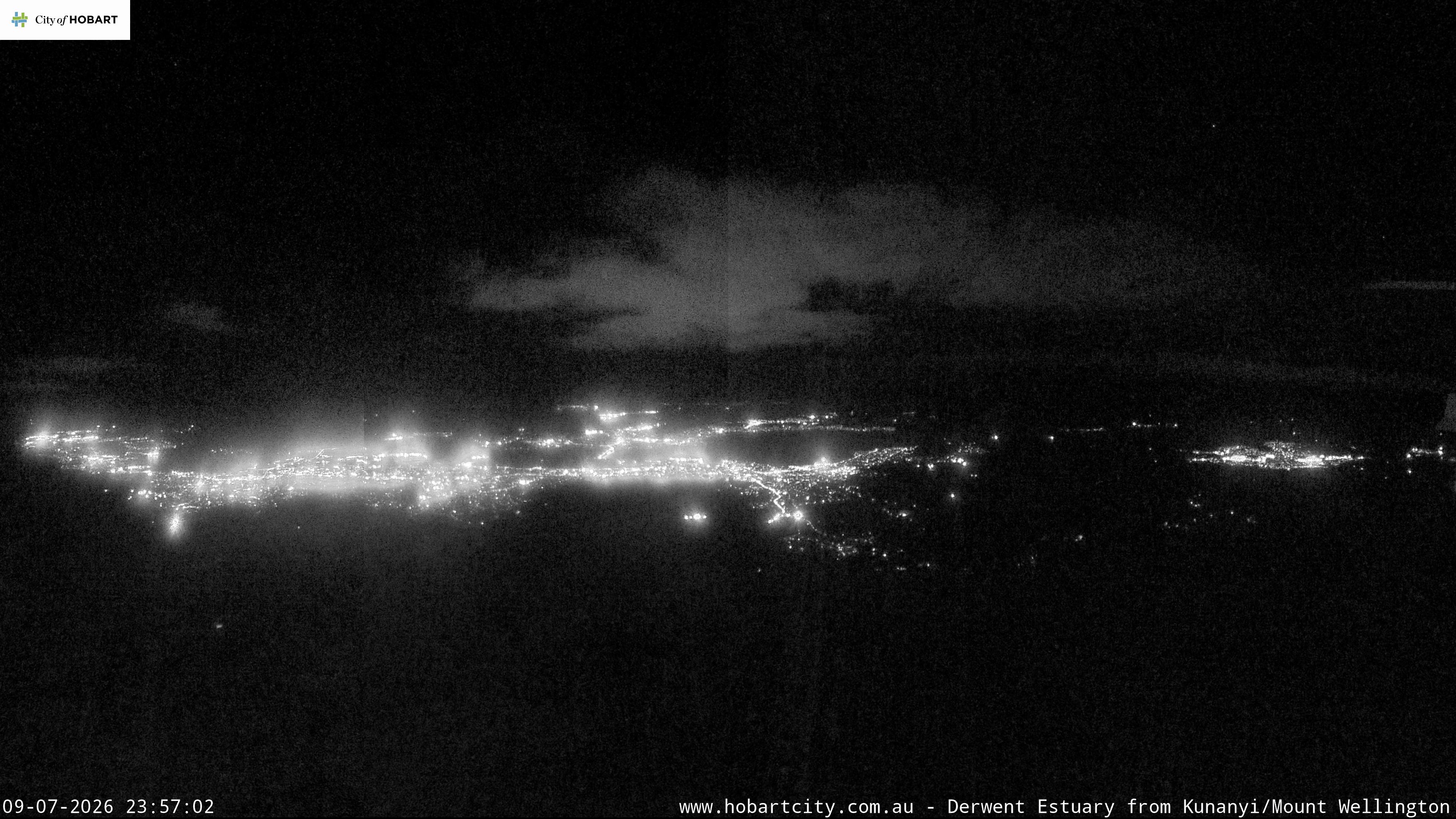 kunanyi / Mt Wellington Hobart and Derwent Estuary snow cam captured at 9 July 2026 at 11:57 pm AEST