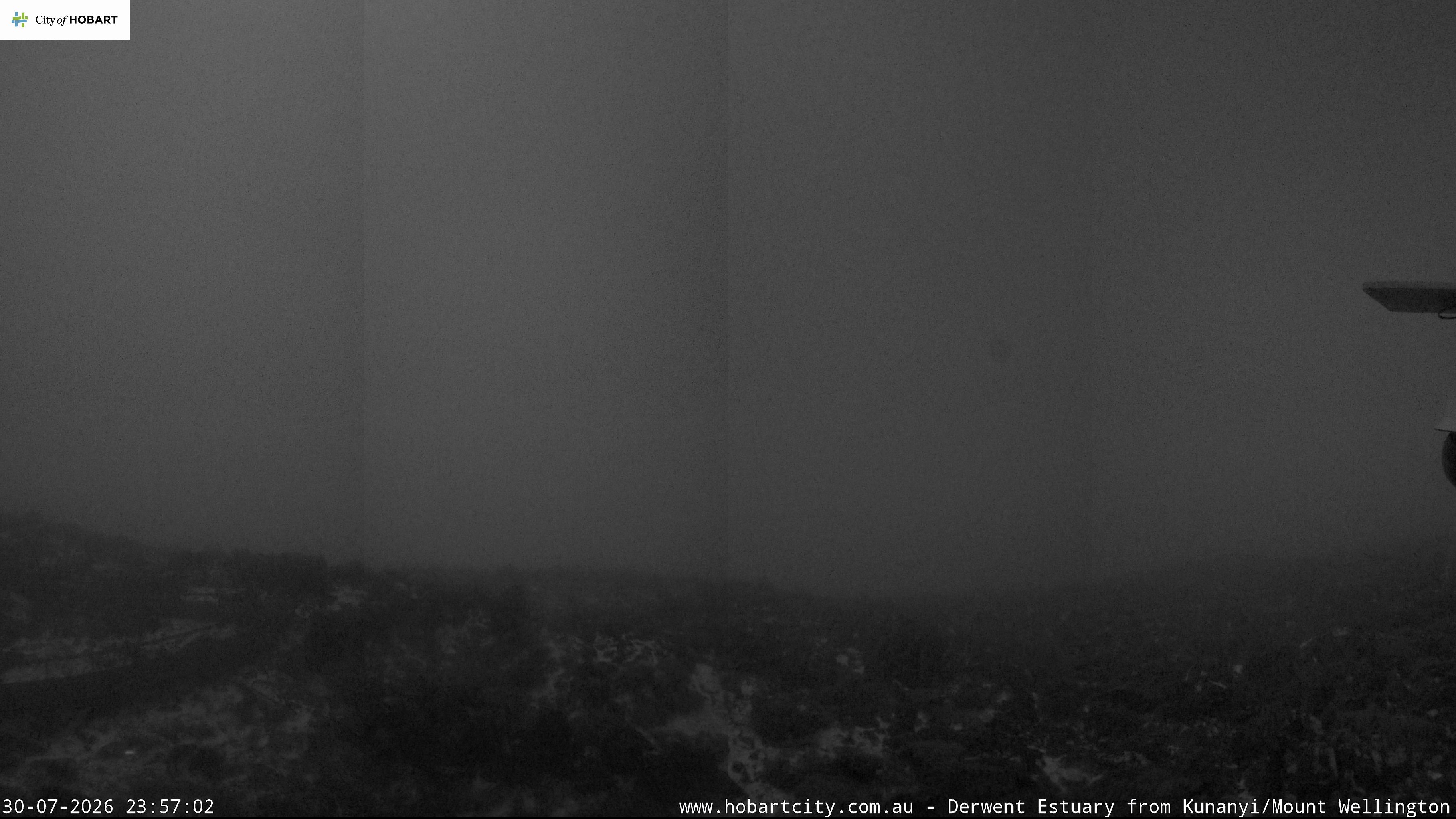 kunanyi / Mt Wellington Hobart and Derwent Estuary snow cam captured at 30 July 2026 at 11:57 pm AEST